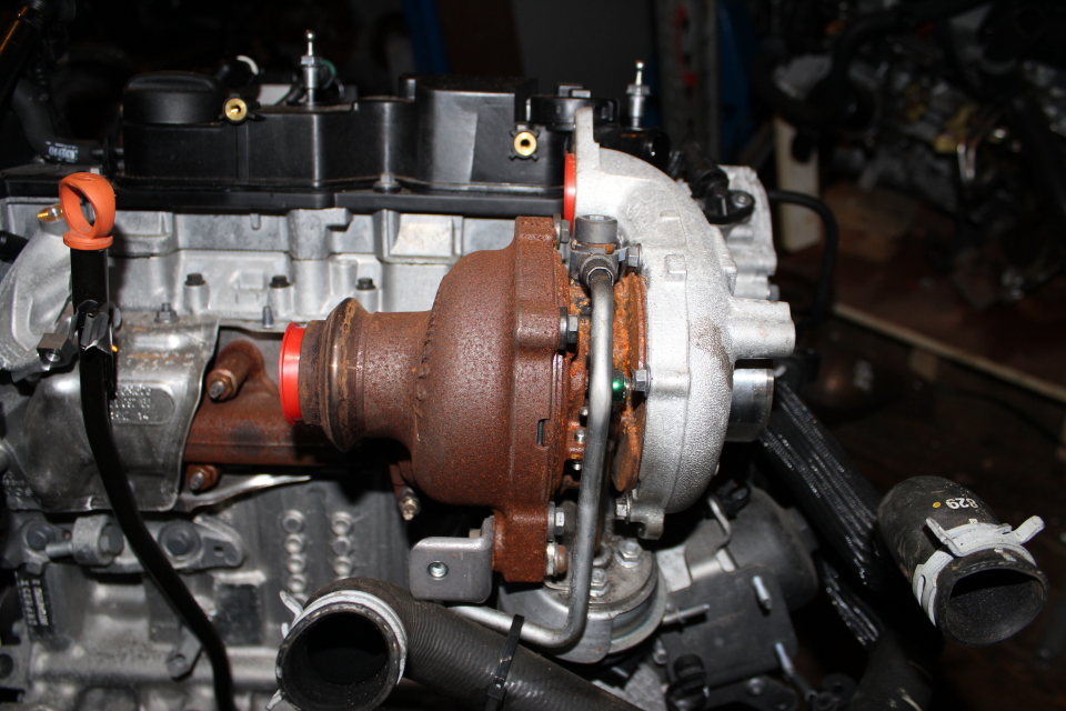 Peugeot 3008 Egr Valve Peugeot 3008 2014 Diesel 1.6L 2008 2016